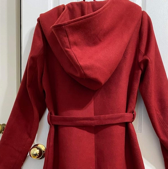 Red Only Jacket Size Medium - Picture 2 of 4